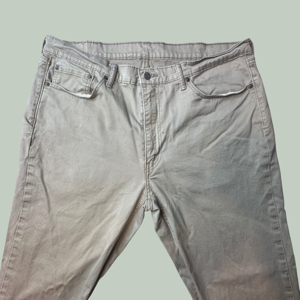 Levi's 541 Pants Mens 38x32 (38x28) Athletic Taper Khaki Stretch Chino